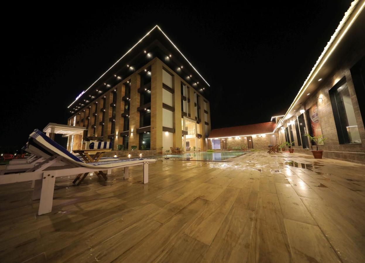 Sarovar Portico, Somnāth Exteriör bild